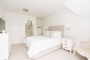 Bedroom- click for photo gallery